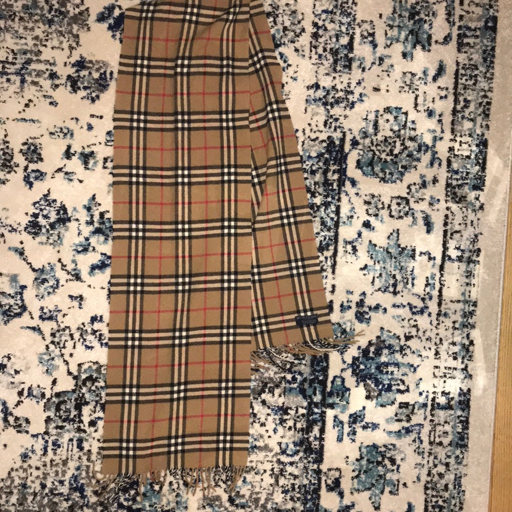 Authentic Burberry lambs wool scarf